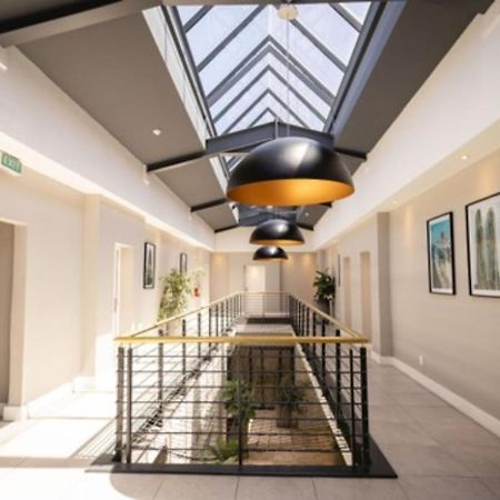 Hermanus Waterfront, Sea View Apartment With Balcony Luaran gambar