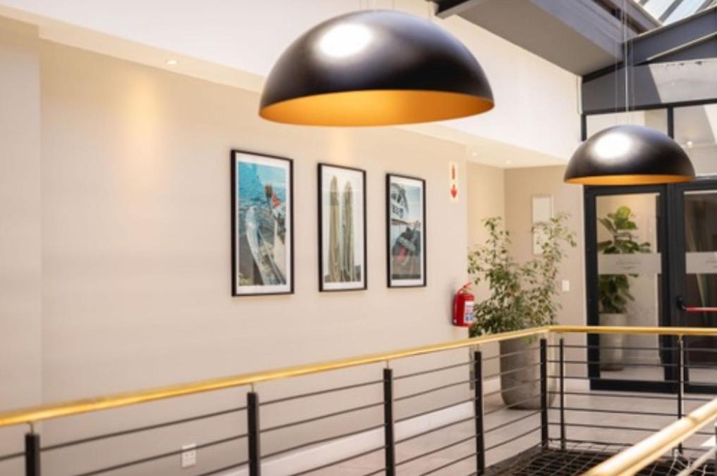 Hermanus Waterfront, Sea View Apartment With Balcony Luaran gambar