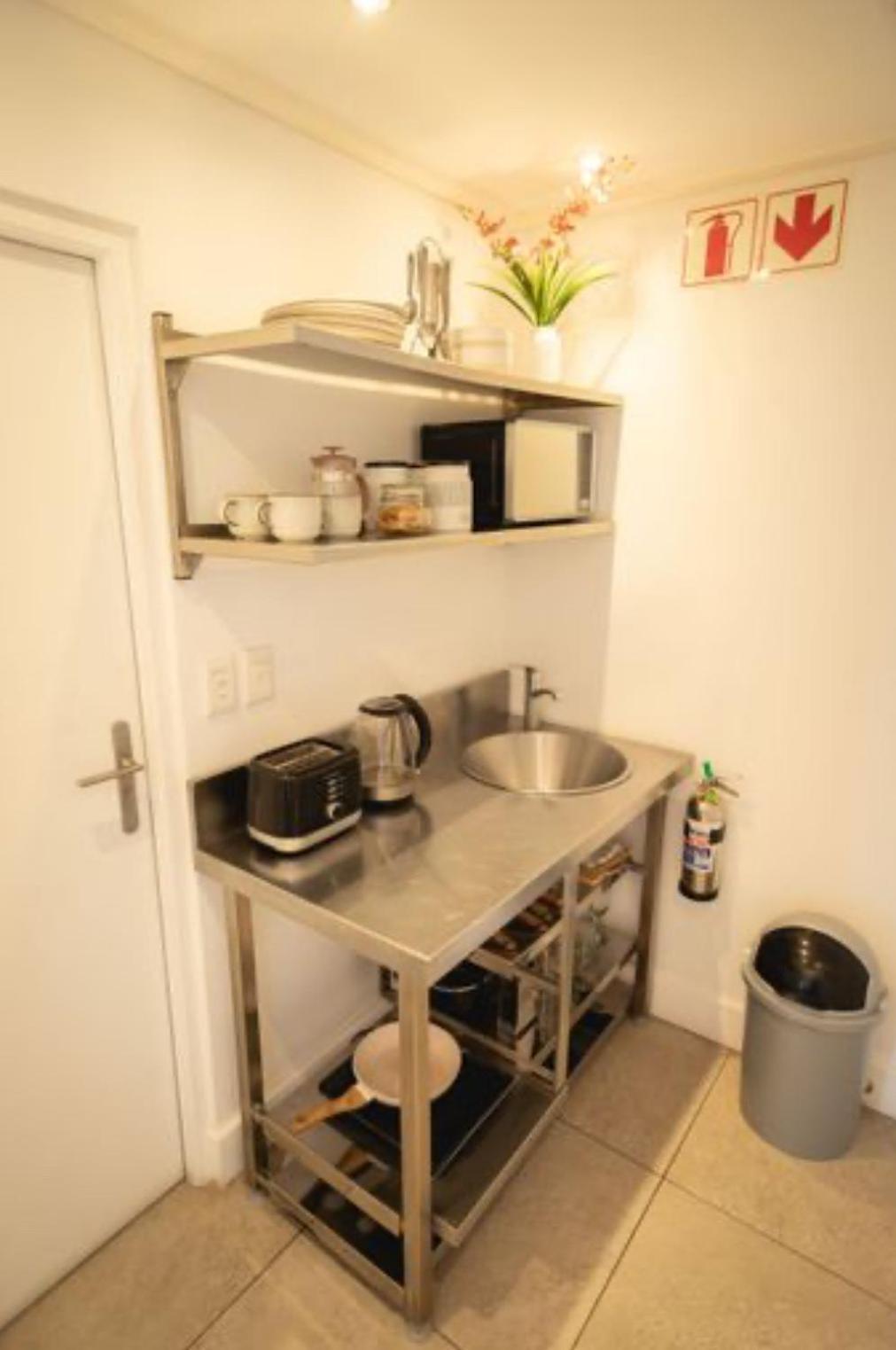 Hermanus Waterfront, Sea View Apartment With Balcony Luaran gambar